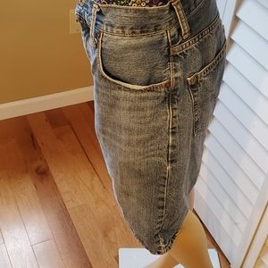 boyfriend--Levi's jean shorts